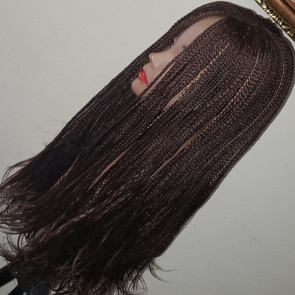 Box braided wig - Picture 8 of 10